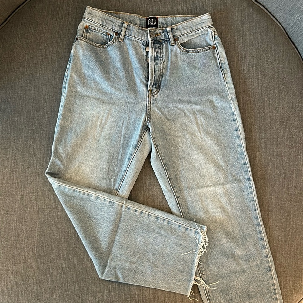 Urban Outfitters (BDG) High-High Slim Straight Jeans Size 27